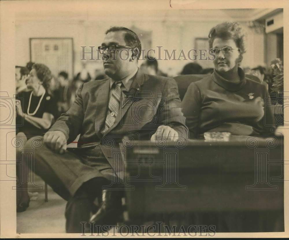 1971 Press Photo Representative Frank Lombardino sitting with lady - saa26920