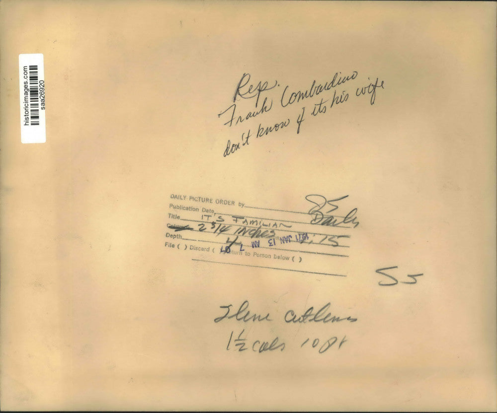 1971 Press Photo Representative Frank Lombardino sitting with lady - saa26920