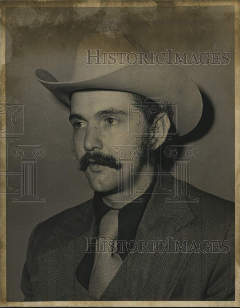 1974 Press Photo F.T. Wilson, candidate for Congress. - saa33601