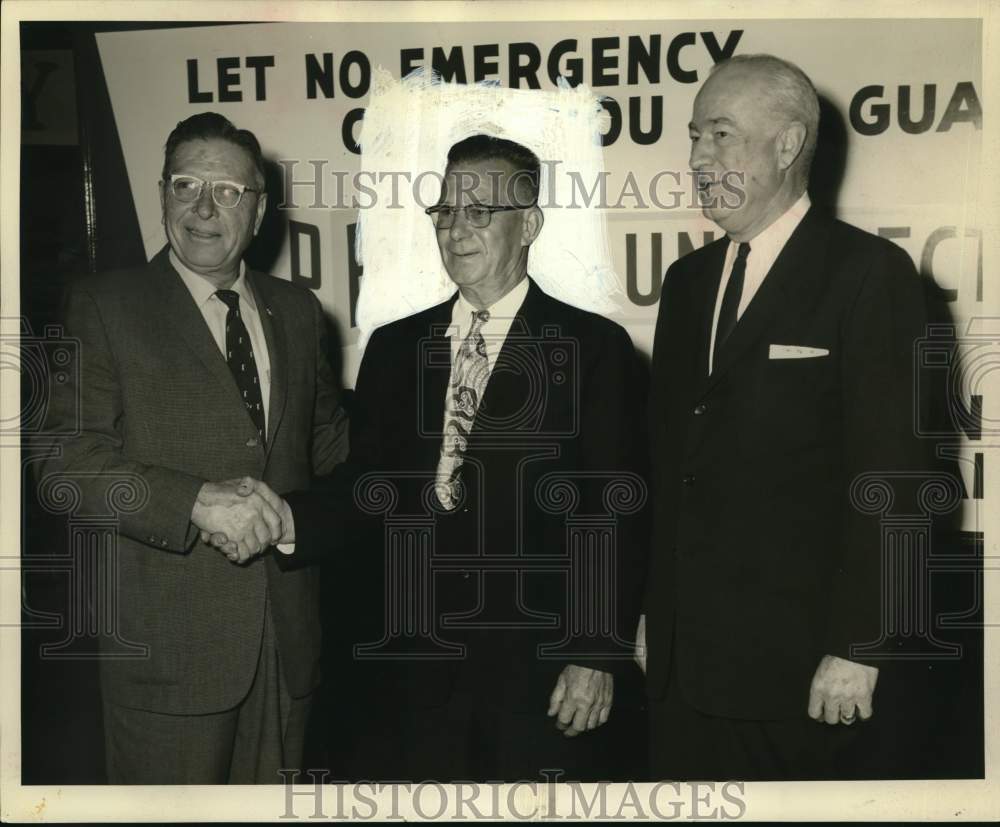 1963 Press Photo W. W. Webber honored for safety, Texas - saa35871