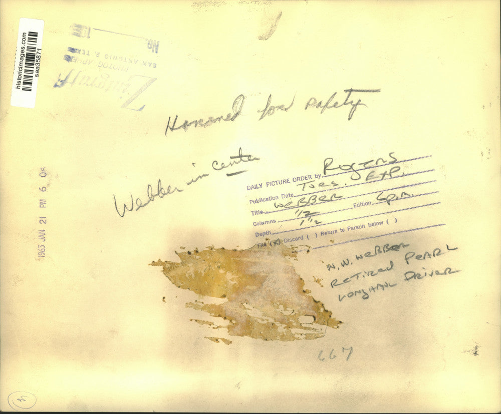 1963 Press Photo W. W. Webber honored for safety, Texas - saa35871