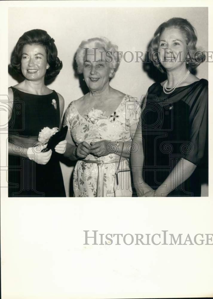 1963 Press Photo Guests of honor attending the Argyle Supper - saa43717- Historic Images