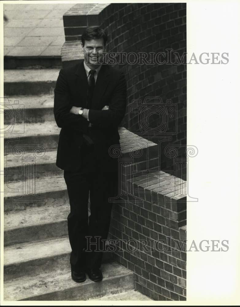 1991 Press Photo Trinity University professor John McGrath - saa44706- Historic Images