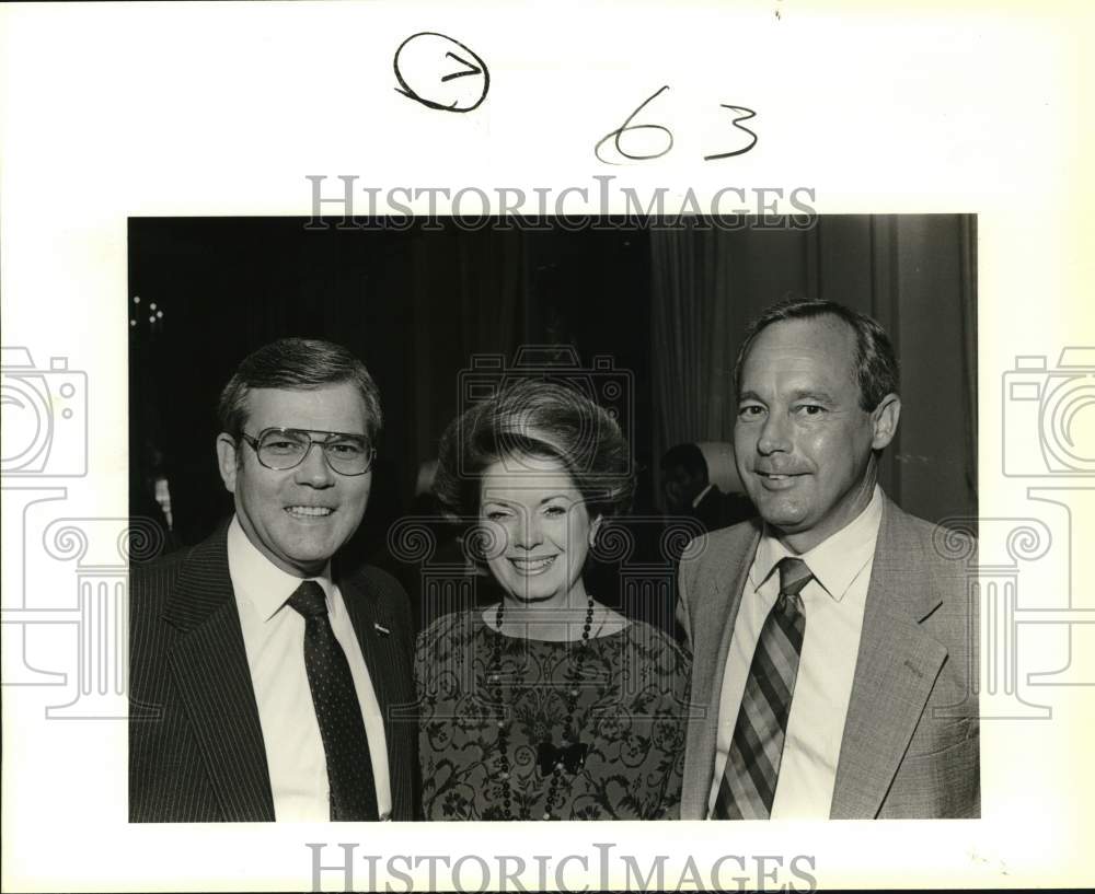 1980 Press Photo Jan & Al Steger and Jim Pearce, St. Anthony Volunteers