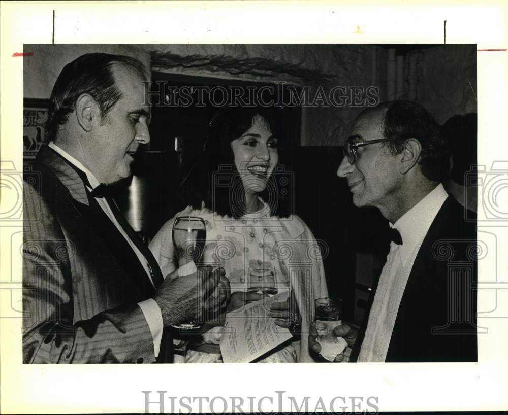 1974 Press Photo John Sullivan and guests at party for Placido Domingo, Texas- Historic Images