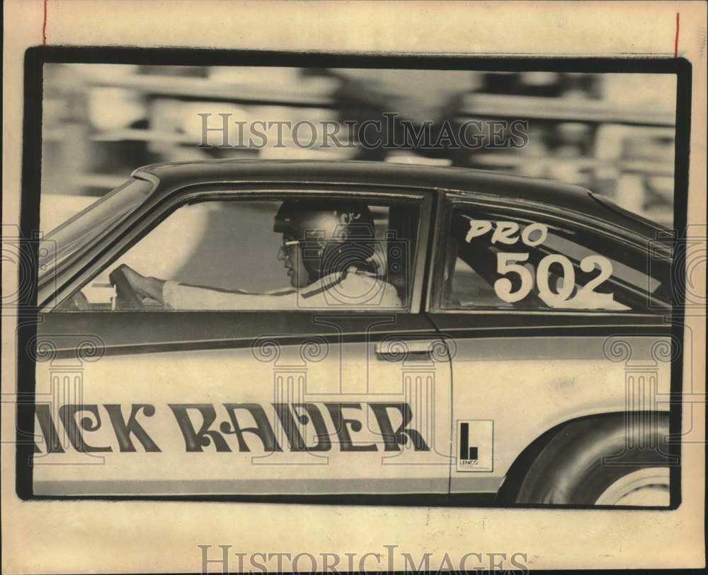 Press Photo Race Car Driver at Alamo Dragway in San Antonio - saa56011- Historic Images
