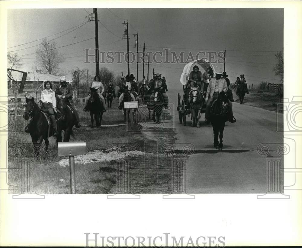 1982 Press Photo San Antonio Stock Show & Rodeo Mesquite Hall Trail Riders- Historic Images