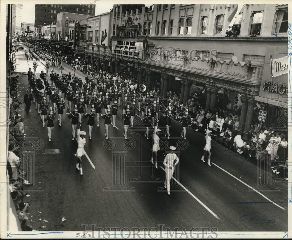 Press Photo San Antonio Livestock Show and Rodeo Parade, Texas - saa57438- Historic Images