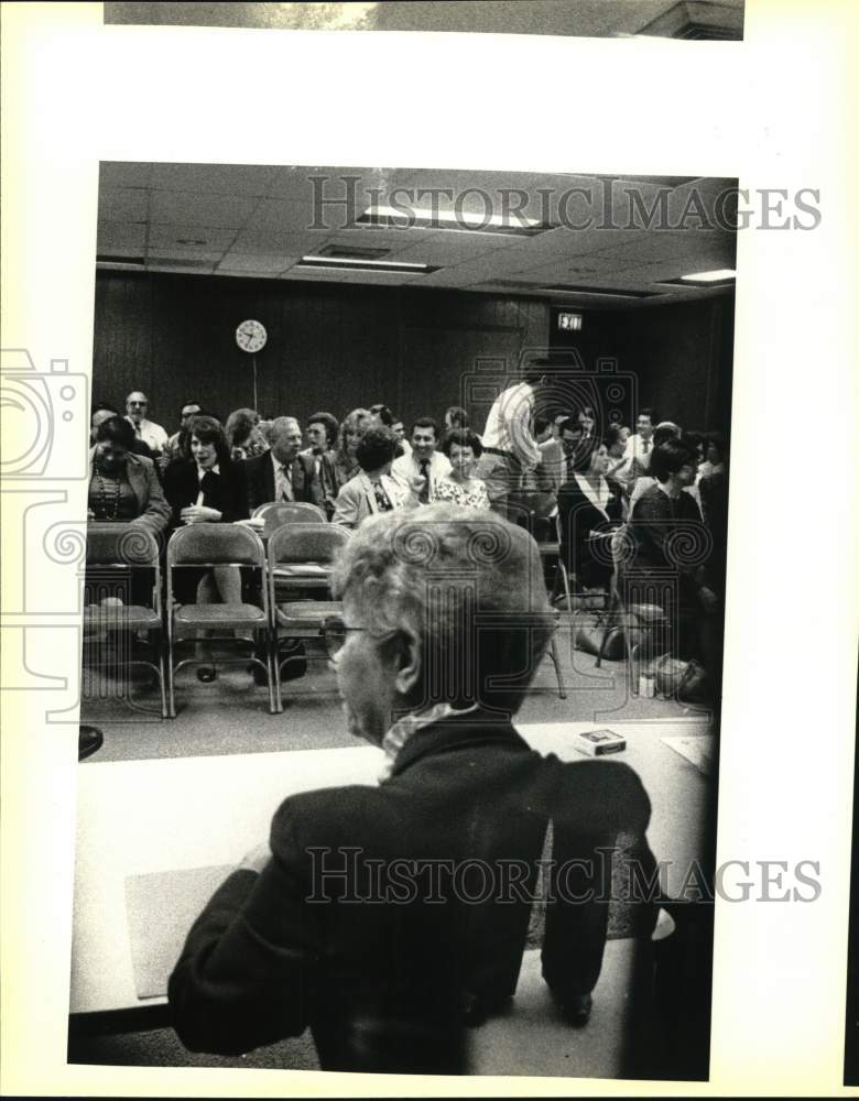 1985 Press Photo South San Antonio ISD Office Meeting, Texas - saa59058- Historic Images