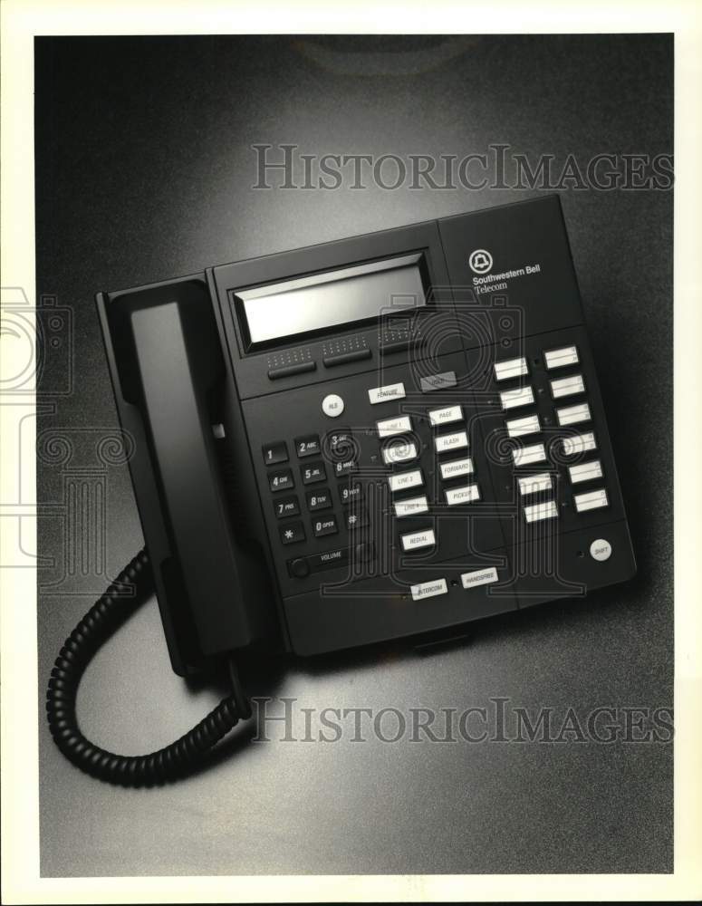 Press Photo Phone for Southwestern Bell digital phone system - saa59286- Historic Images