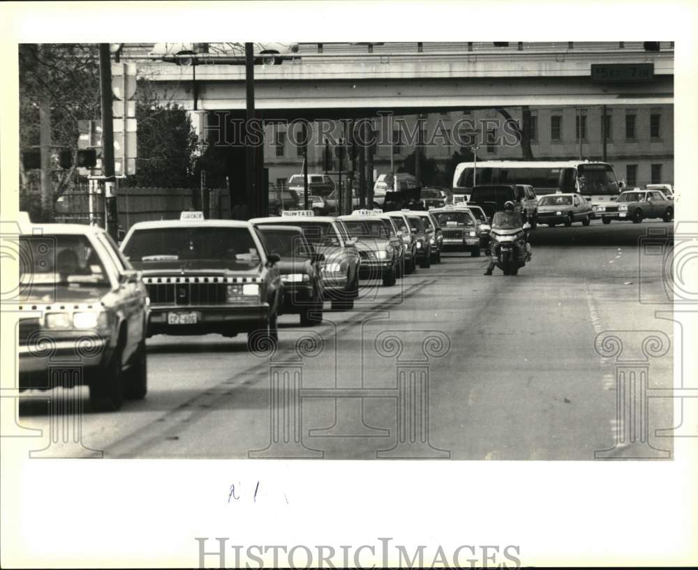 1994 Press Photo Cabdrivers In Funeral Procession For Slain Driver, San Antonio- Historic Images