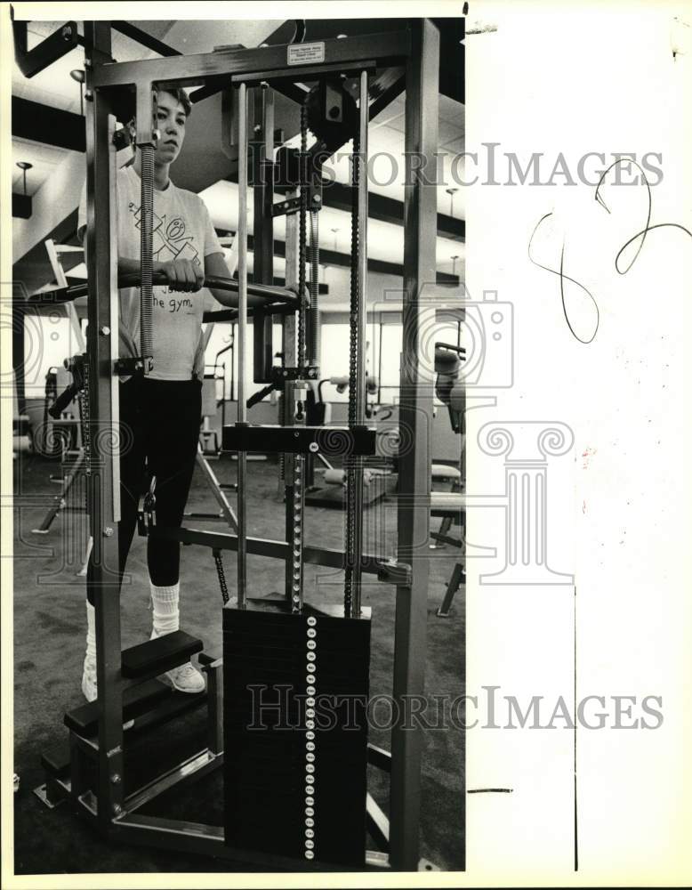 1980 Press Photo Mary Ann Borowski working out at Concord Athletic Center, Texas- Historic Images