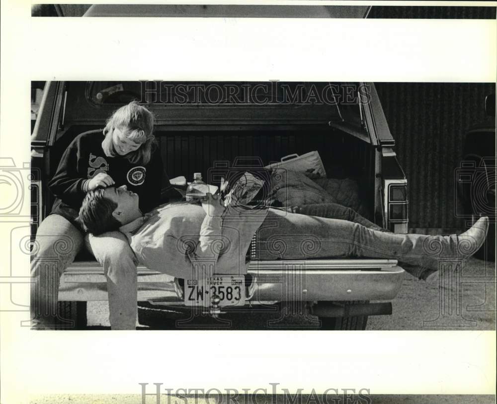 1990 Press Photo Stacy Worley &amp; Kevin Reinhardt, Bexar County Jr. Livestock Show- Historic Images