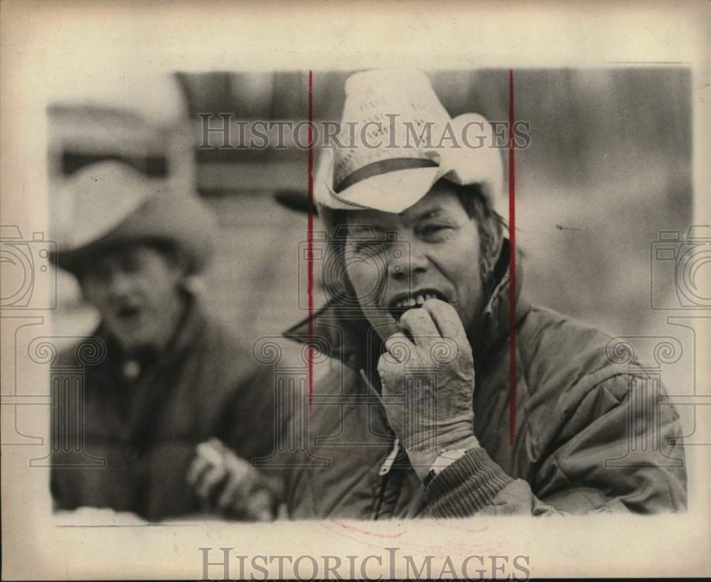 1978 Press Photo Guy Scott squinting at San Antonio Stock Show & Rodeo, TX- Historic Images