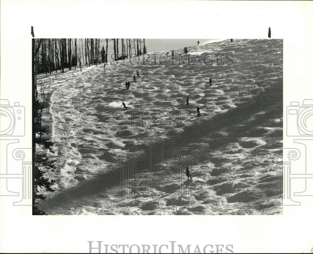 Press Photo Skiers at Sierra Blanca Ski Basin, New Mexico- Historic Images