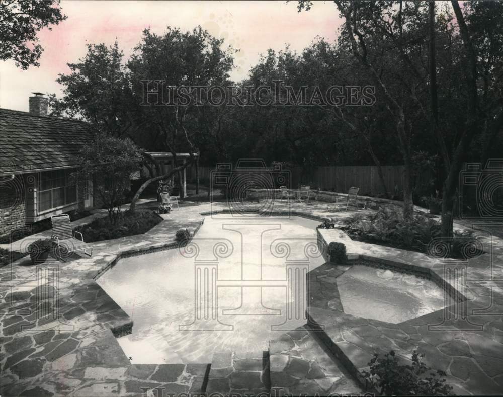 Press Photo Gary Pools, Incorporated Swimming Pool at Hibbetts Park- Historic Images