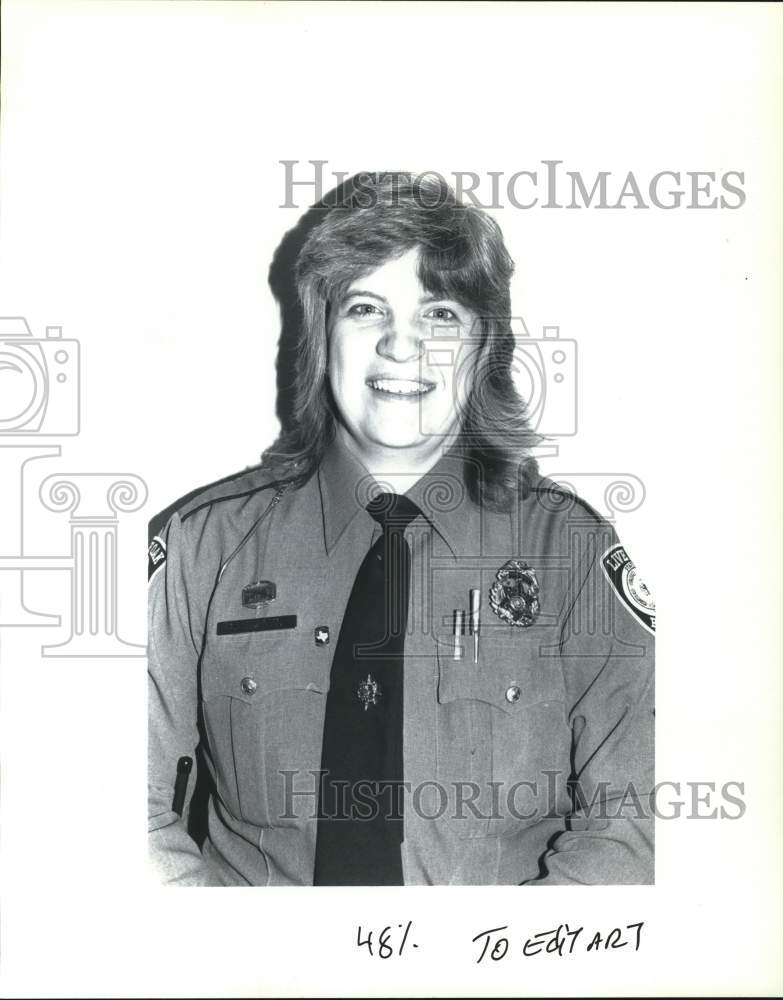 1989 Press Photo Police Officer Anita Seamans - saa92788- Historic Images