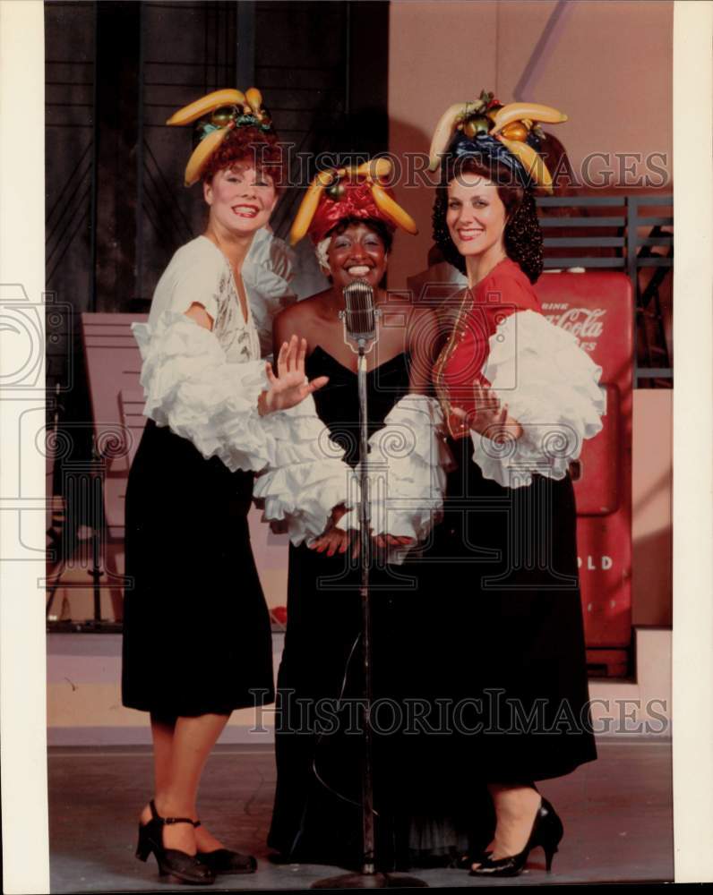 1982 Press Photo Majestic Performing Arts Actors in &quot;The 1940&#39;s Radio Hour&quot;- Historic Images