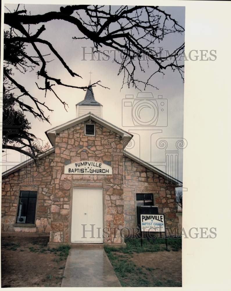 1994 Press Photo Pumpville Southern Baptist Church, Texas - saa98113- Historic Images