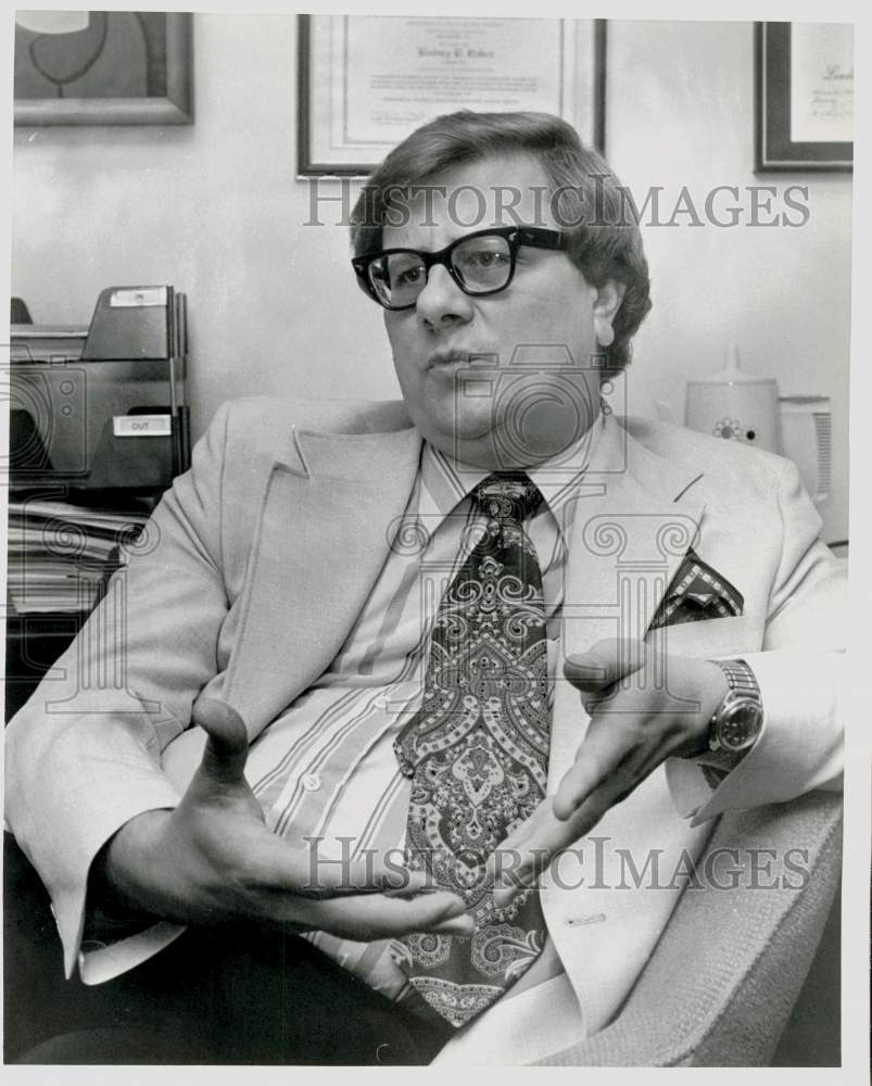 Press Photo Dr. Rodney Baker - sab01809- Historic Images