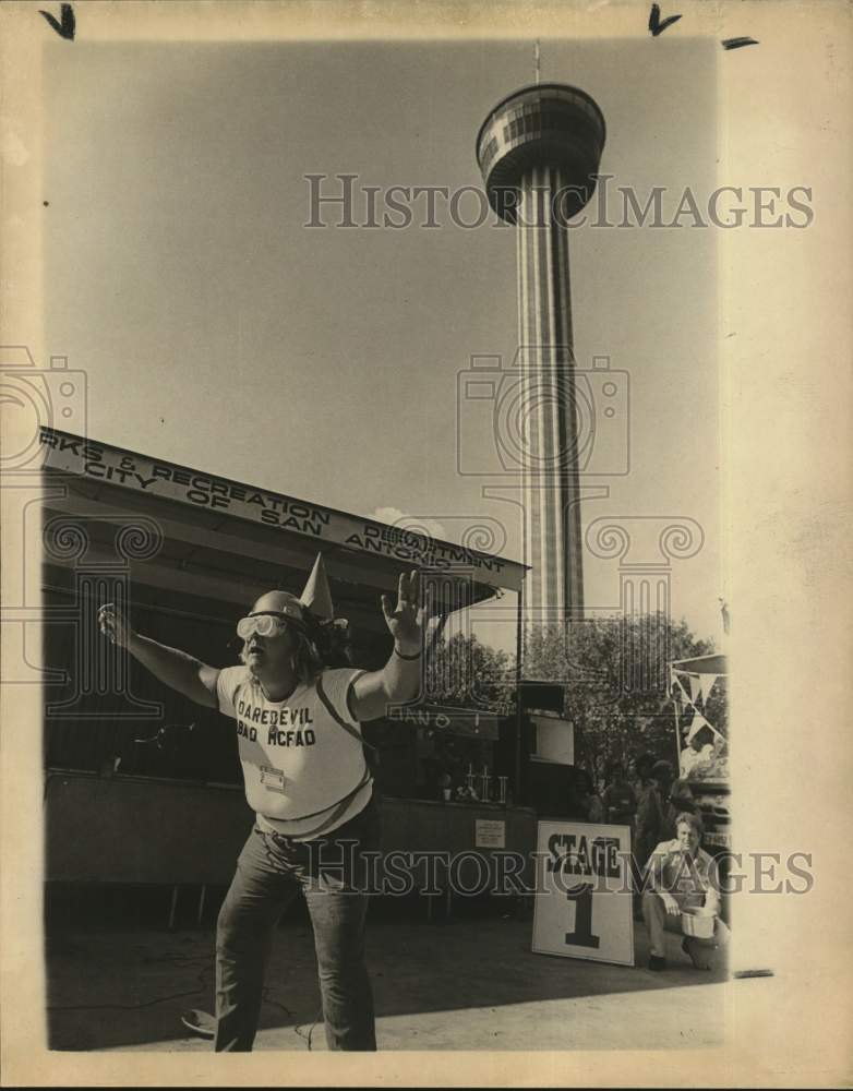 1975 Press Photo Daredevil Bad McFad - sab04770- Historic Images