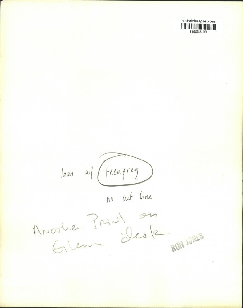 Press Photo Pregnant Teen in Profile - sab05055