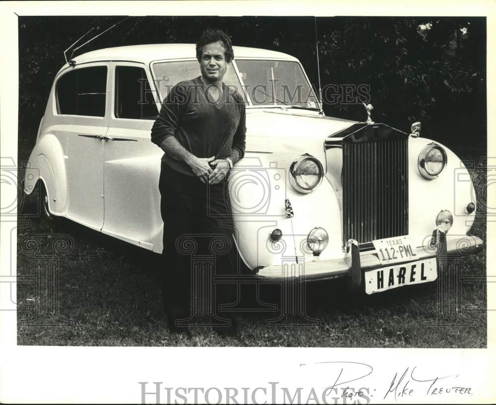 1986 Press Photo David Harel and 1966 Rolls Vanden Plus Limo - sab06555