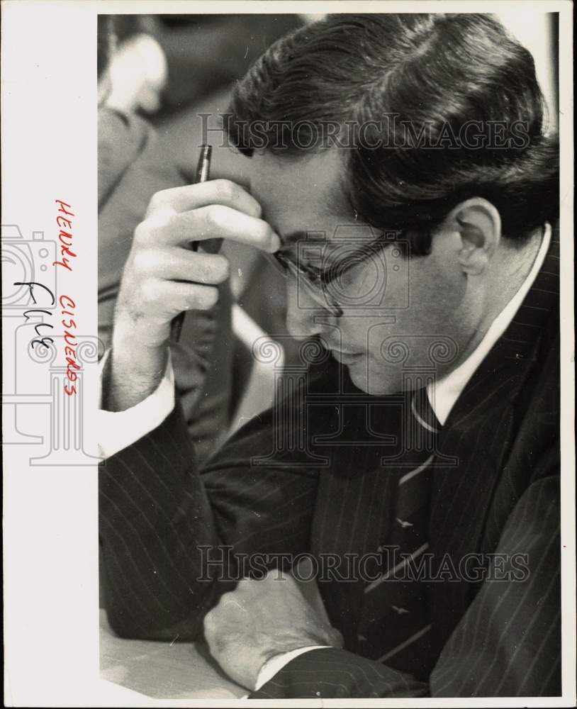 Press Photo Politician Henry Cisneros of San Antonio - sab08371