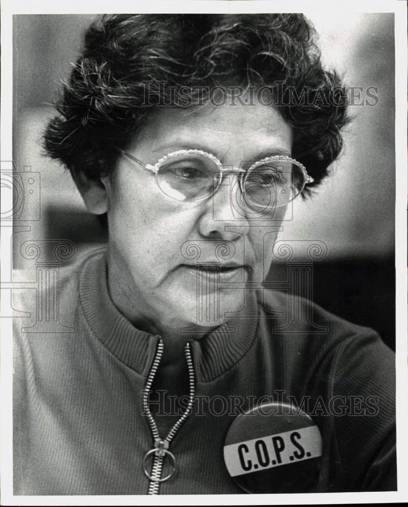Press Photo Inez Ramirez, C.O.P.S. - sab10673