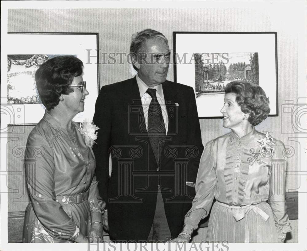 1980 Press Photo Actor Gregory Peck &amp; Sister Margaet Slattery, Elizabeth Maddux- Historic Images