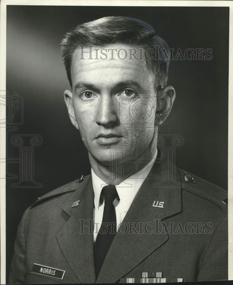 1957 Press Photo 1st Lieutenant John Norris - sam01086