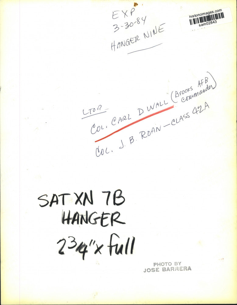 1984 Press Photo Colonel Carl Wall & Colonel J.B. Roan-Class 42A Plaque Unveiled