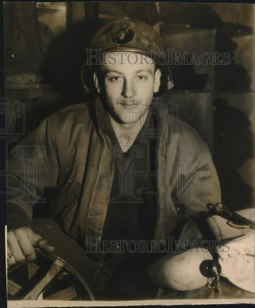 1944 Press Photo Private Billy Miller of Peoria, Illinois, on Italian Warfront