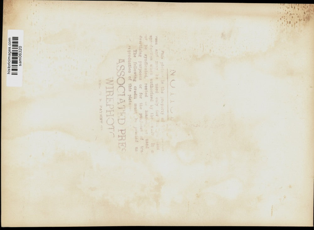 1952 Press Photo U.S. Navy control plane takes off from deck of USS Boxer