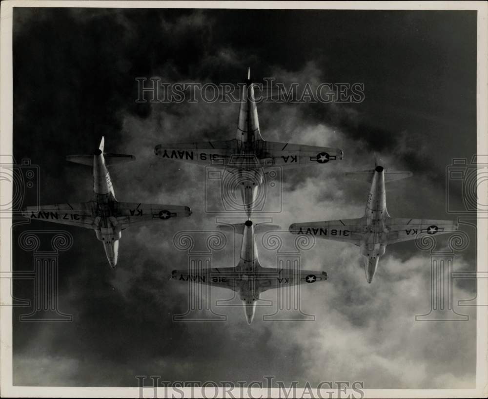 1952 Press Photo US Navy TV-1 "Shooting Stars" flying in diamond formation