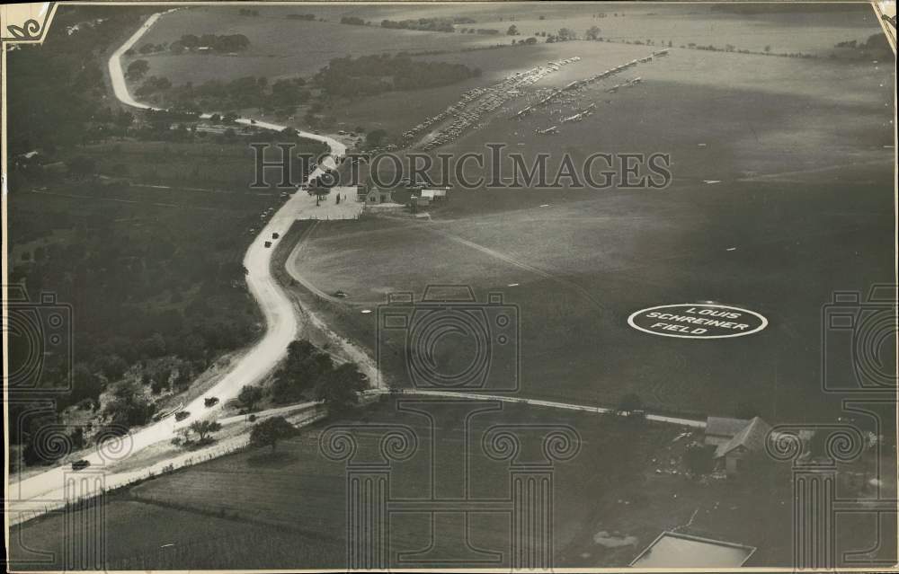 Press Photo Aerial view of Louis Schreiner Field, Kerrville, Texas - sam08780