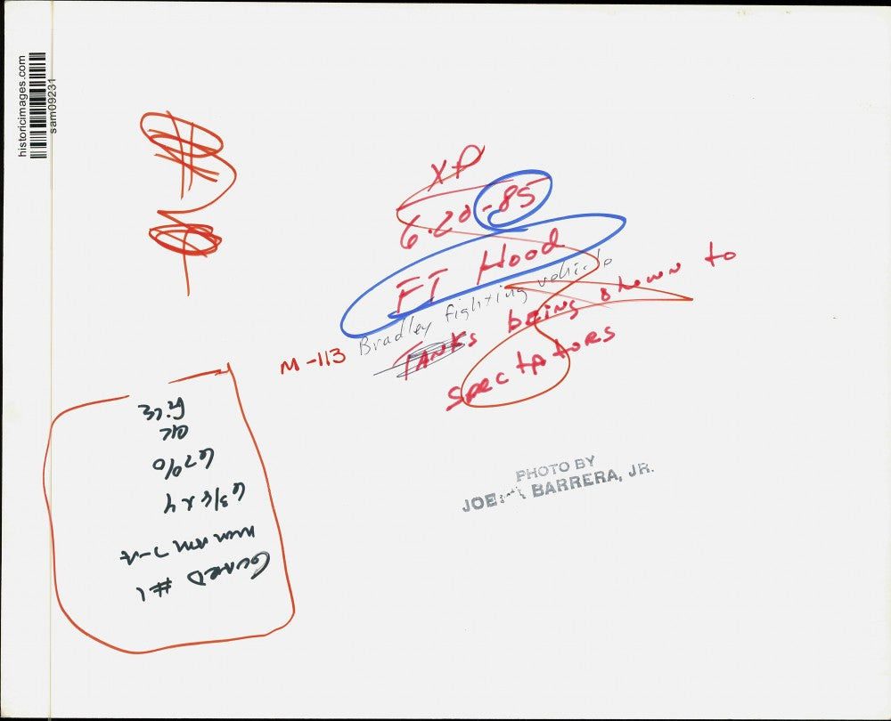 1985 Press Photo Fort Hood's M-1113 Bradley fighting vehicle in parade, Texas