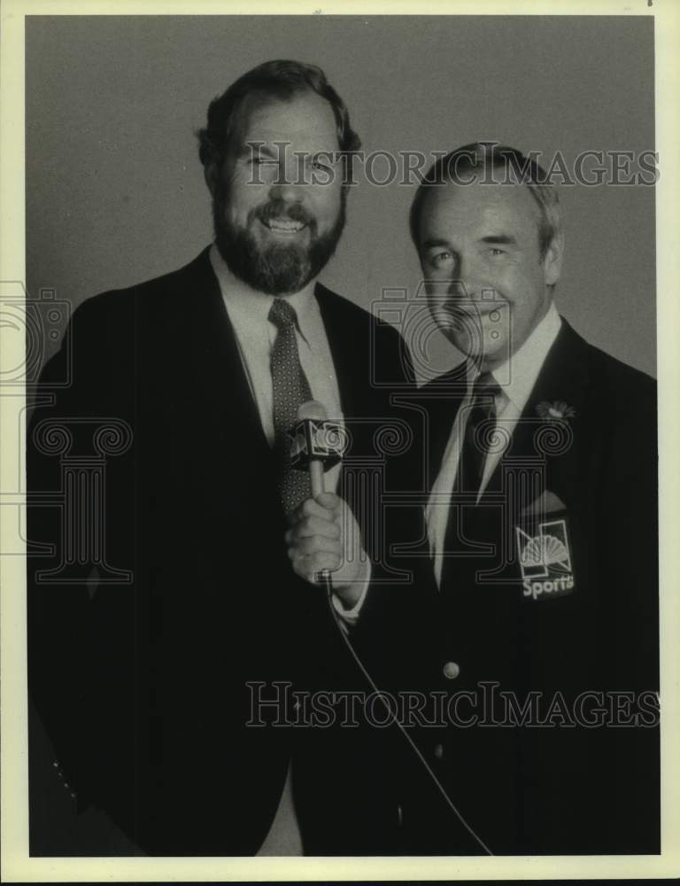 1983 Press Photo Dick Enberg and Merlin Olsen host the Rose Bowl, on NBC.- Historic Images