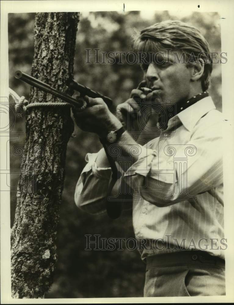 1978 Press Photo Edward Fox in a scene from The Day of the Jackal. - sap02368- Historic Images