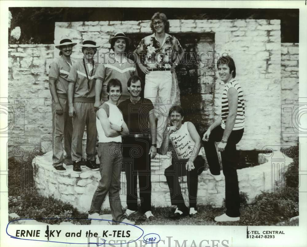 1983 Press Photo Ernie Sky and the K-Tels, Eight Members of the band - sap02584- Historic Images