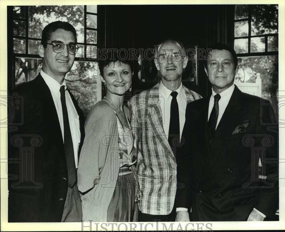 1990 Press Photo Joffrey Ballet Workshop at Incarnate Word College Reception- Historic Images