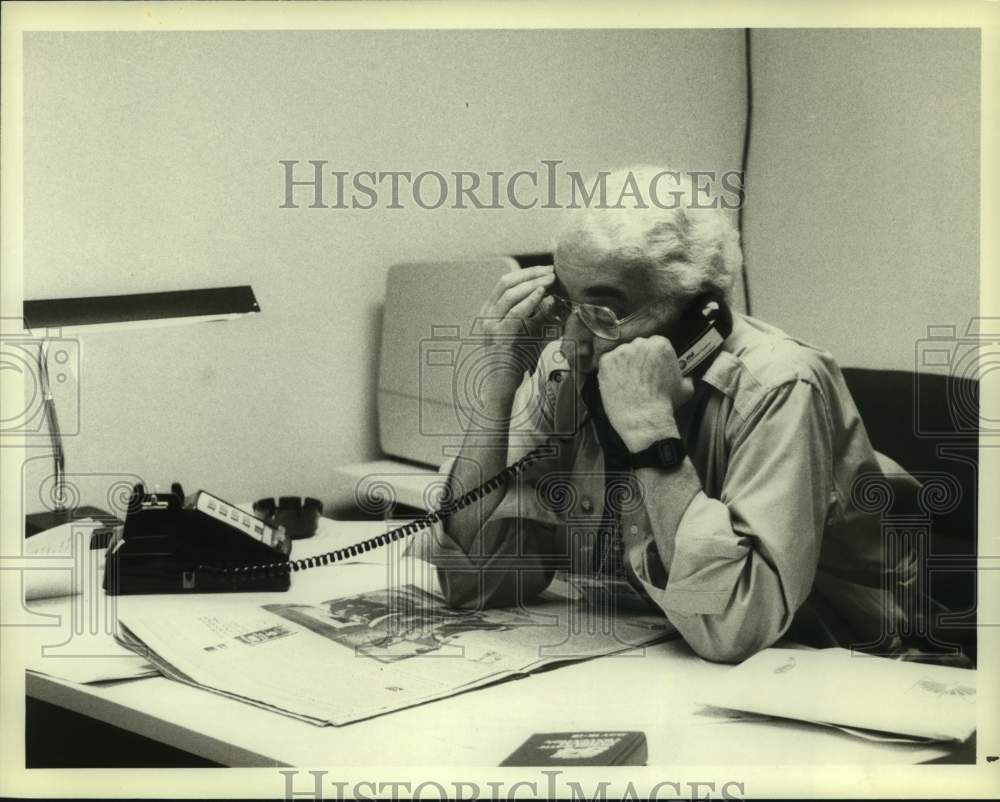 1984 Press Photo NBC News&#39; convention broadcast executive producer Reuven Frank- Historic Images