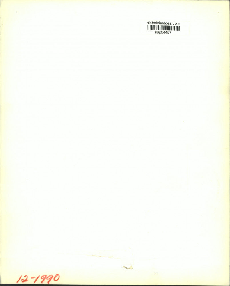 1990 Press Photo Emmy Award-winning broadcast journalist David Frost interviews