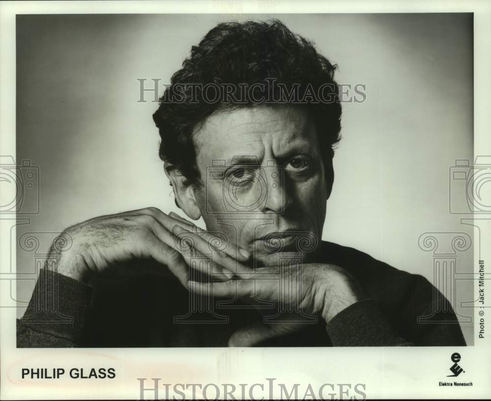 1999 Press Photo Composer Philip Glass in closeup portrait - sap06938- Historic Images