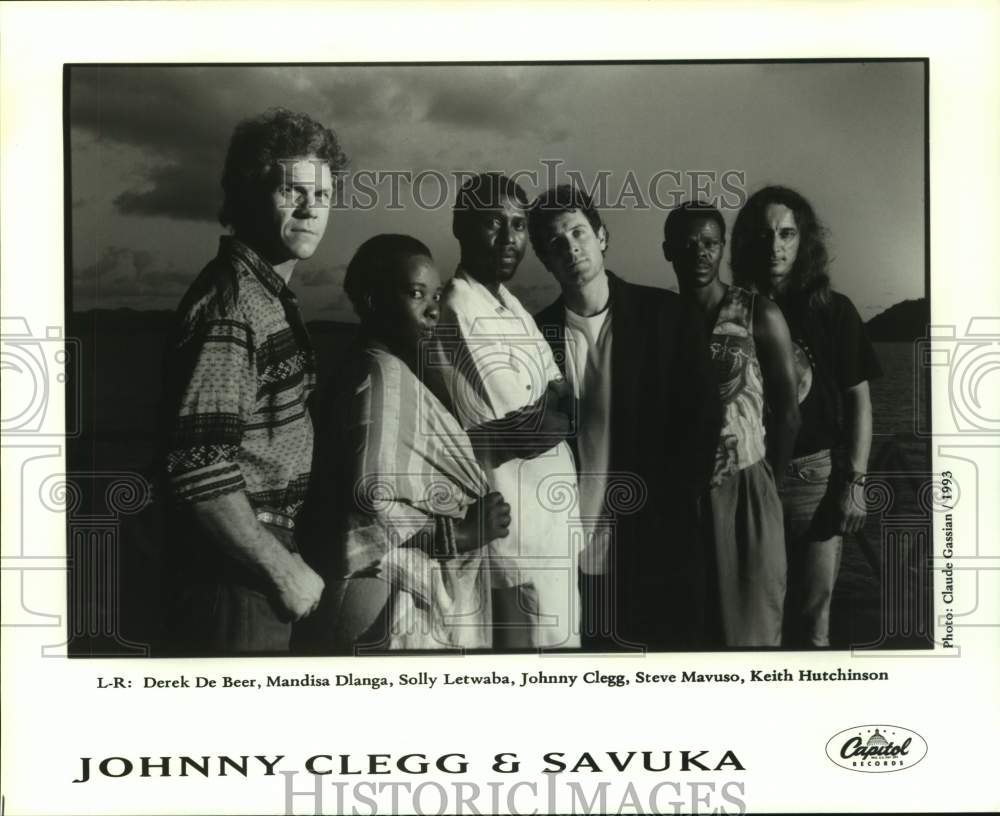 1993 Press Photo Six Members of the band Johnny Clegg &amp; Savuka standing- Historic Images