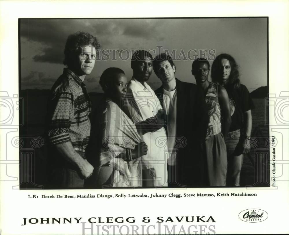 1993 Press Photo Six Members of the band Johnny Clegg & Savuka standing- Historic Images