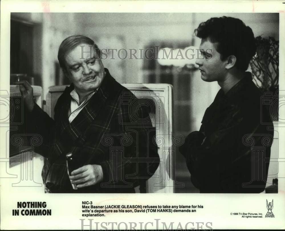 1986 Press Photo Actors Jackie Gleason and Tom Hanks in Nothing in Common movie- Historic Images