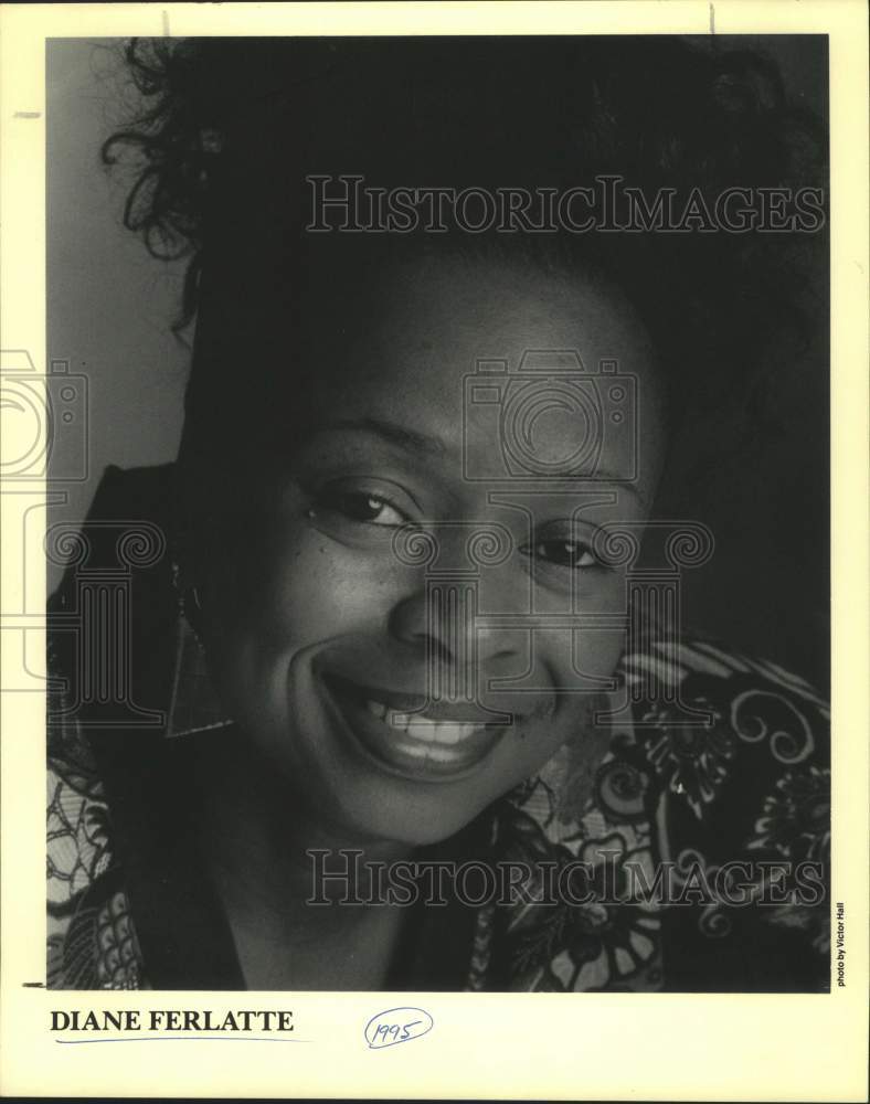 1995 Press Photo Storyteller Diane Ferlatte smiles in closeup portrait- Historic Images