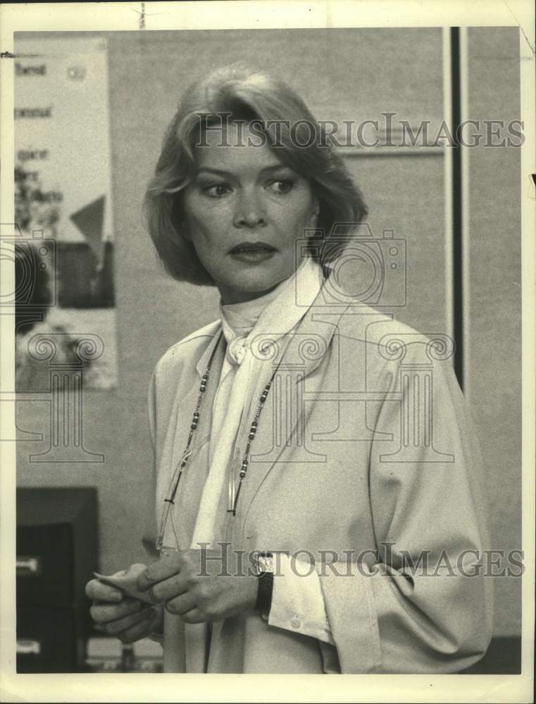 1985 Press Photo Actress Ellen Burstyn in scene of show - sap07977- Historic Images