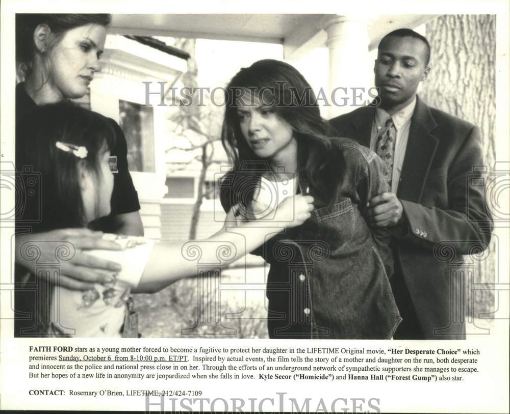 1994 Press Photo Actress Faith Ford with co-stars in &quot;Her Desperate Choice&quot;- Historic Images